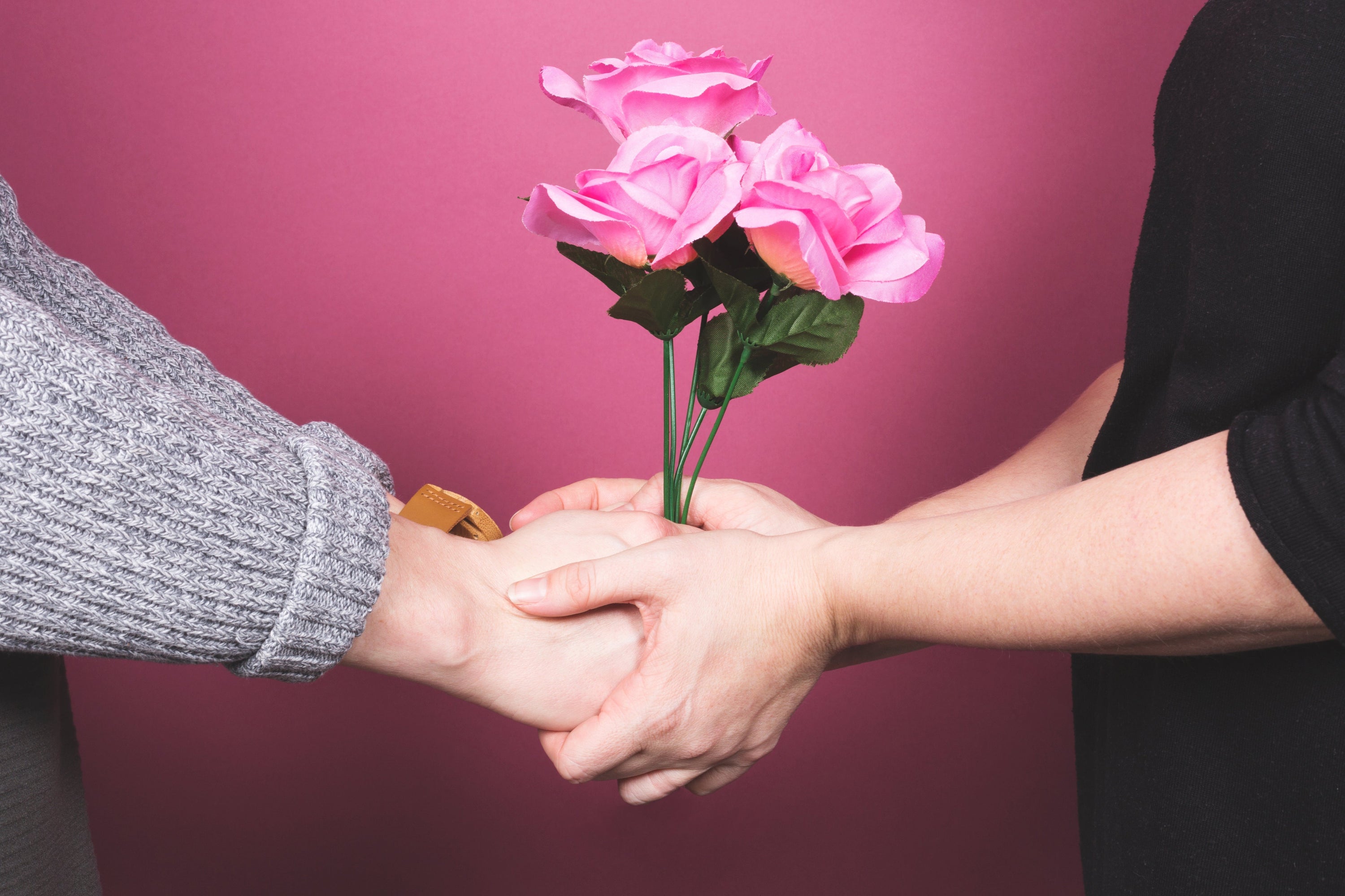 How to Choose Flowers for a Funeral