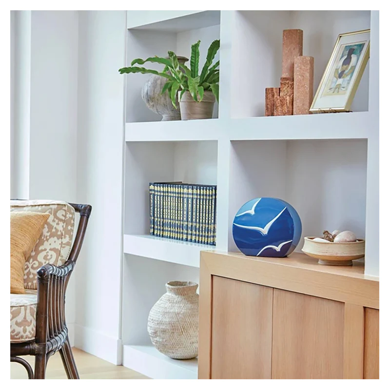 The Winston Urn in Bird Blue