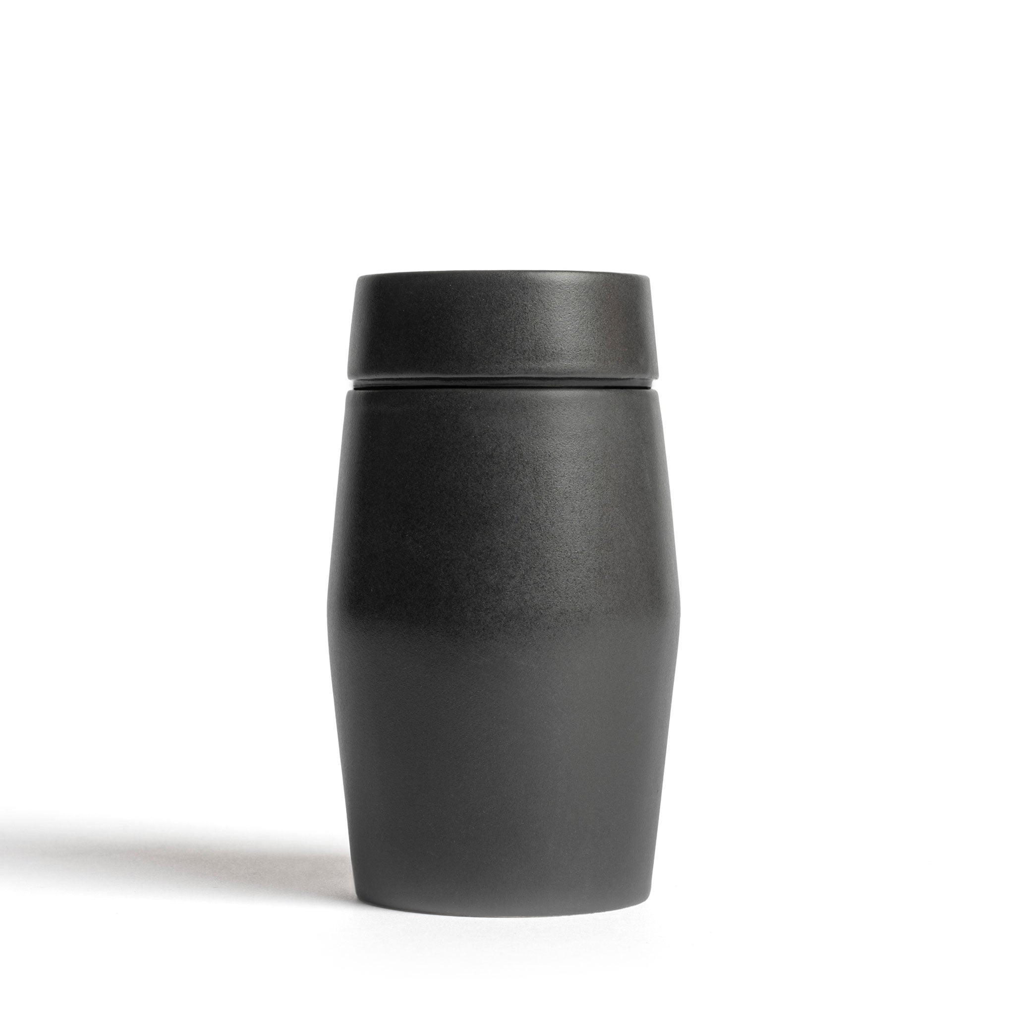 The Epoch Urn in Black
