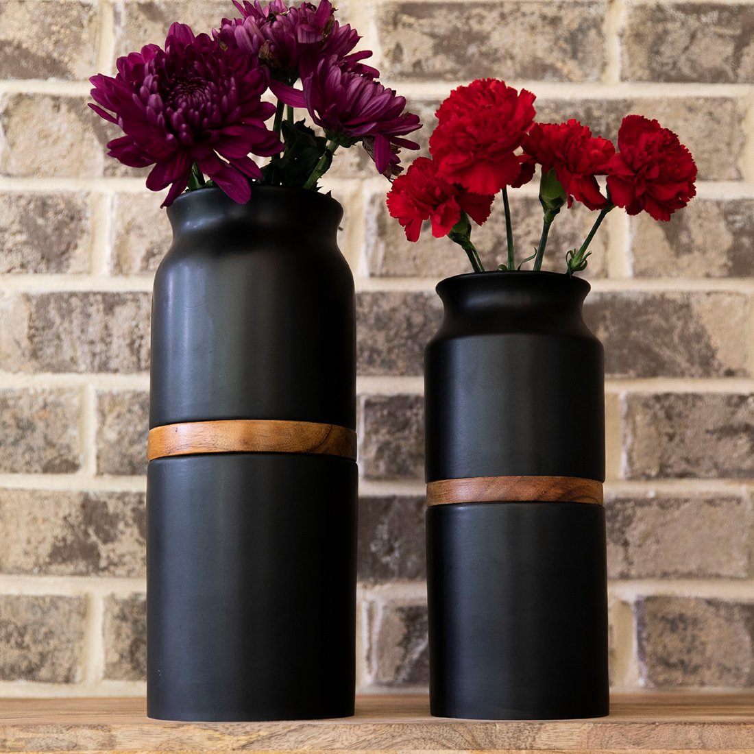 The Vega Vase Urn in Black