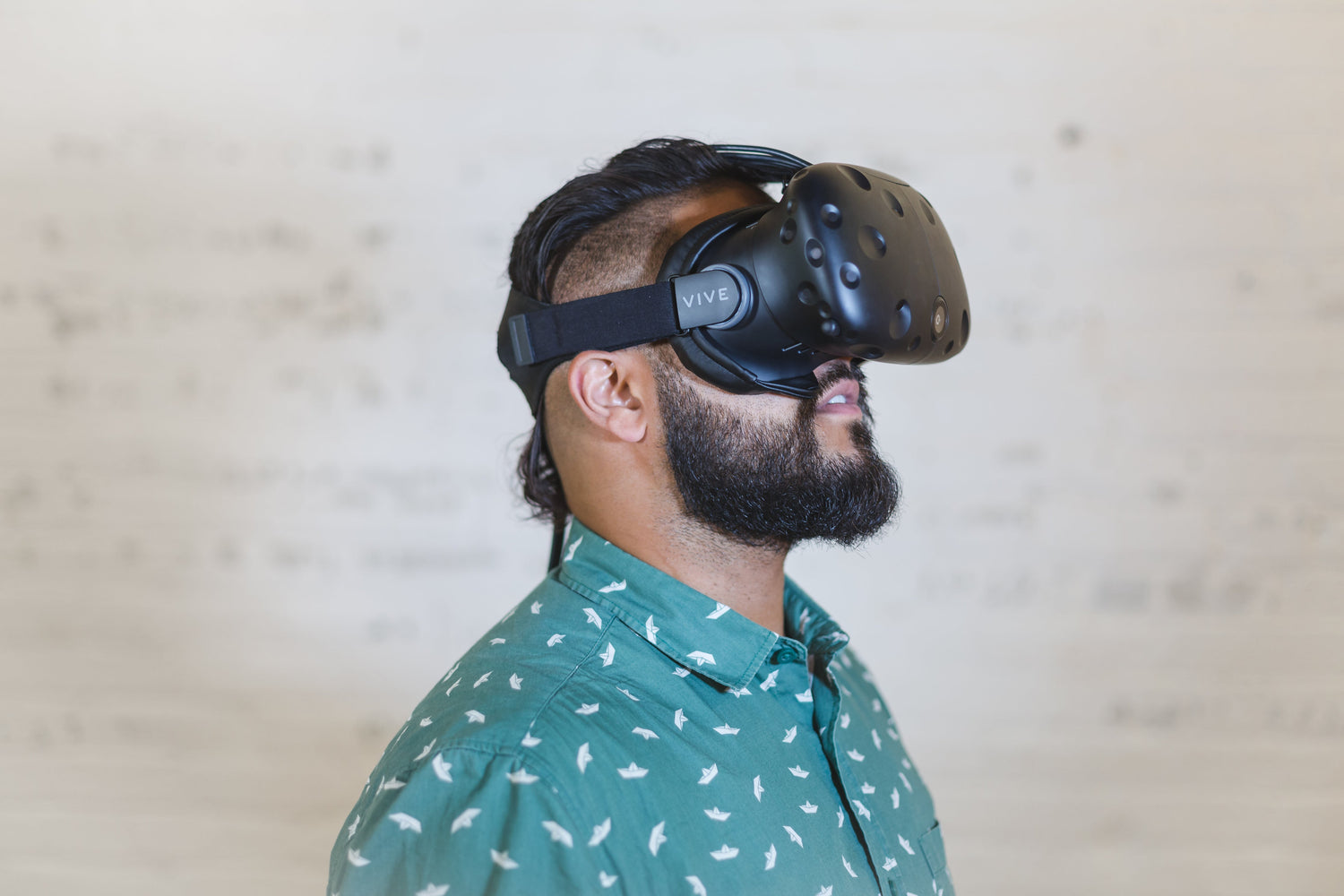 Virtual Reality Memorials: Remembering Loved Ones in 3D