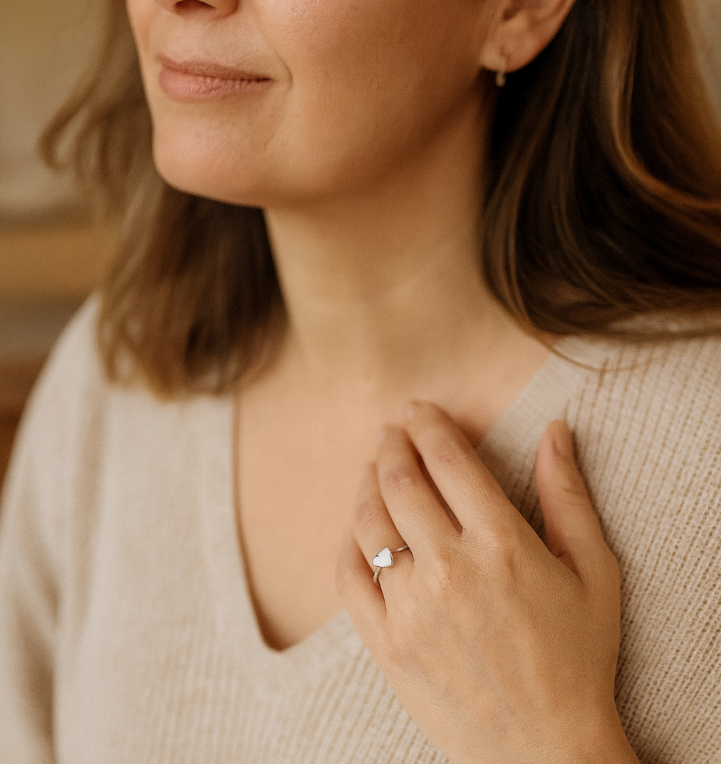 The Amore Cremation Ring