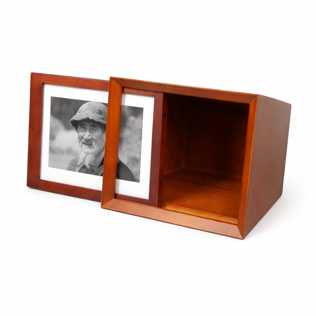 The Duke Picture Urn in Walnut