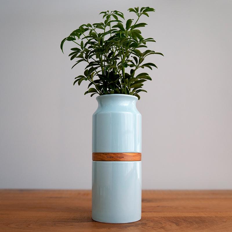 The Vega Vase Urn in Blue